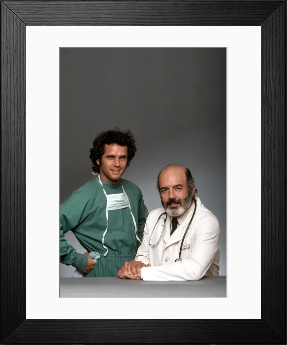 Framed Print : TRAPPER JOHN MD, from left: Gregory Harrison, Pernell Roberts, (Season 1), 1979-86 Framed Print : TRAPPER JOHN MD, from left: Gregory Harrison, Pernell Roberts, (Season 1), 1979-86