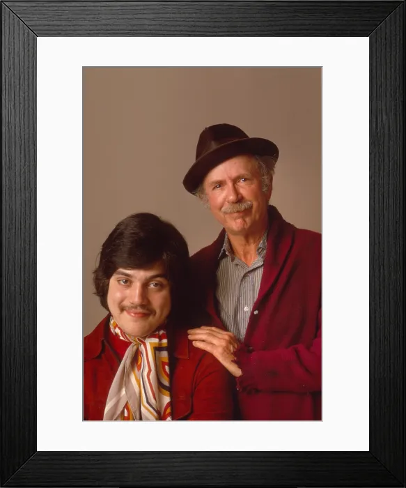 Framed Print : CHICO AND THE MAN, Freddie Prinze, Jack Albertson, 1974-1978 Framed Print : CHICO AND THE MAN, Freddie Prinze, Jack Albertson, 1974-1978