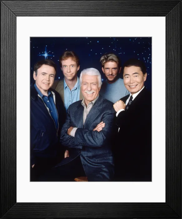 Framed Print : DIAGNOSIS MURDER, clockwise from left: Walter Koenig, Bill Mumy, Charlie Schlatter, George Takei, Dick Van Dyke, 'Alienated', season 6, ep. 6, aired 10 / 29 / 98, 1993-2001 Framed Print : DIAGNOSIS MURDER, clockwise from left: Walter Koenig, Bill Mumy, Charlie Schlatter, George Takei, Dick Van Dyke, 'Alienated', season 6, ep. 6, aired 10 / 29 / 98, 1993-2001