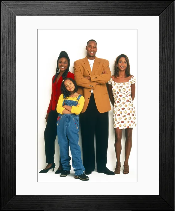 Framed Print : HANGIN WITH MR. COOPER, from left: Sandra Quarterman, Raven-Symone, Mark Curry, Holly Robinson Peete, 1992-1997 Framed Print : HANGIN WITH MR. COOPER, from left: Sandra Quarterman, Raven-Symone, Mark Curry, Holly Robinson Peete, 1992-1997