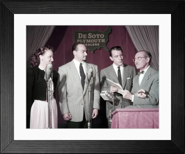 Framed Print : YOU BET YOUR LIFE, from left: contestants, George Fenneman, Groucho Marx, 1951-1961