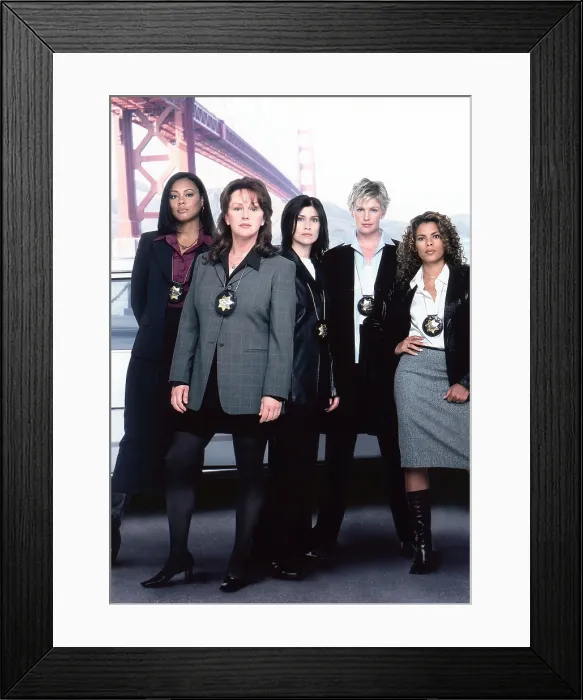 Framed Print : THE DIVISION, from left: Lela Rochon, Bonnie Bedelia, Nancy McKeon, Tracey Needham, Lisa Vidal, 2001-2004