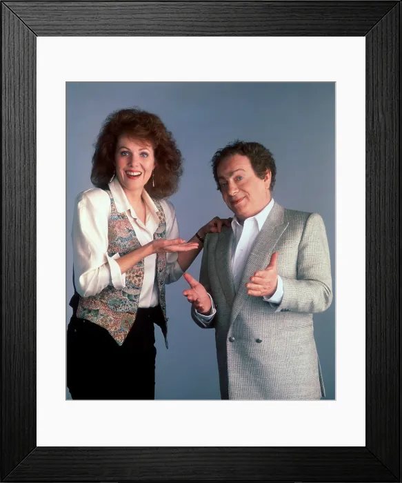 Framed Print : CHICKEN SOUP, from left: Lynn Redgrave, Jackie Mason, 1989
