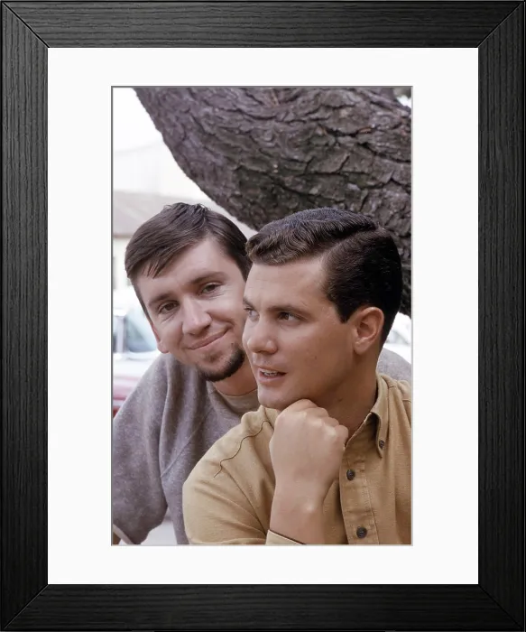 Framed Print : THE MANY LOVES OF DOBIE GILLIS, from left: Bob Denver, Dwayne Hickman, (1961), 1959-63