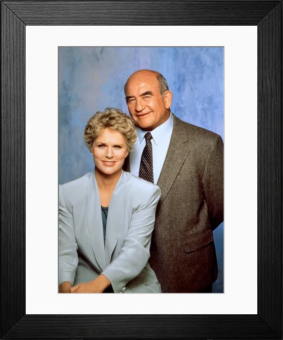 Framed Print : THE TRIALS OF ROSIE O'NEILL, Sharon Gless, Ed Asner (1991), 1990-1992 Framed Print : THE TRIALS OF ROSIE O'NEILL, Sharon Gless, Ed Asner (1991), 1990-1992