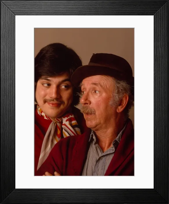 Framed Print : CHICO AND THE MAN, Freddie Prinze, Jack Albertson, 1974-1978 Framed Print : CHICO AND THE MAN, Freddie Prinze, Jack Albertson, 1974-1978