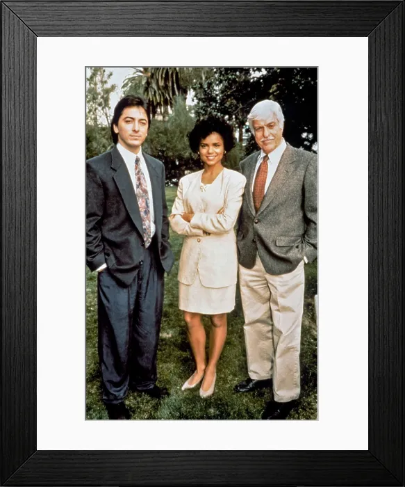 Framed Print : DIAGNOSIS MURDER, from left: Scott Baio, Victoria Rowell, Dick Van Dyke, 1993-2001