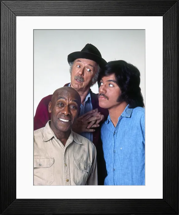 Framed Print : CHICO AND THE MAN, from left: Scatman Crothers, Jack Albertson, Freddie Prinze, 1976