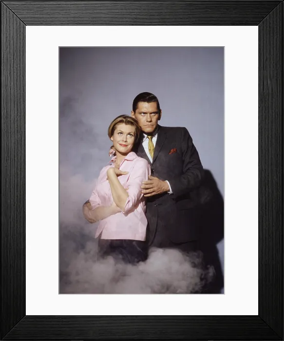 Framed Print : BEWITCHED, from left: Elizabeth Montgomery, Dick York, (1965) 1964-1972