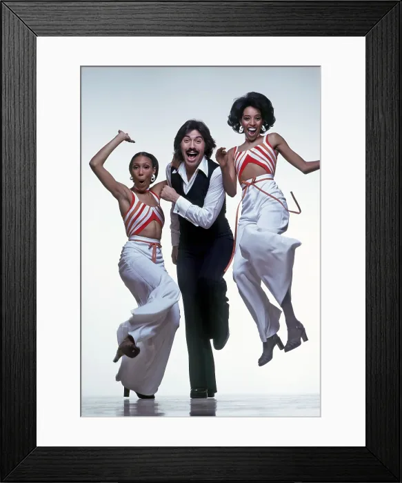 Framed Print : TONY ORLANDO & DAWN, from left: Telma Hopkins, Tony Orlando, Joyce Vincent Wilson, (1975), 1974-76 Framed Print : TONY ORLANDO & DAWN, from left: Telma Hopkins, Tony Orlando, Joyce Vincent Wilson, (1975), 1974-76