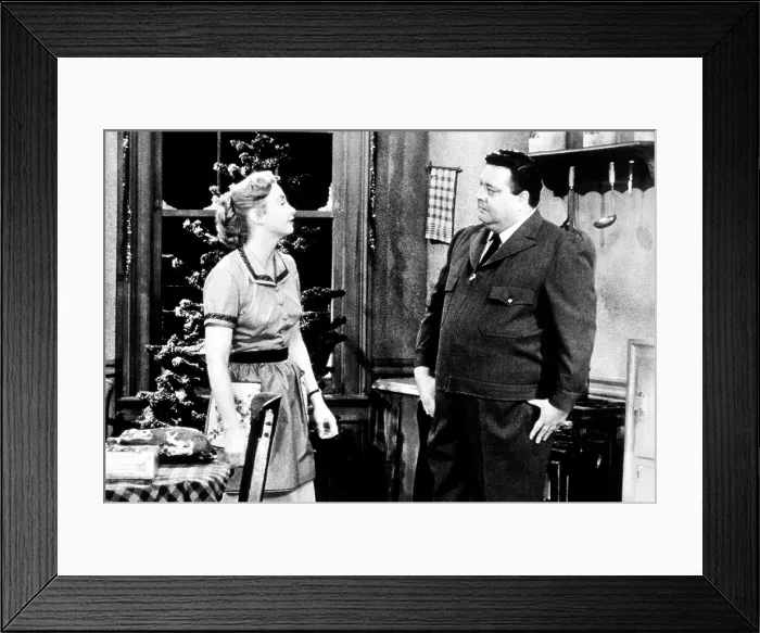 Framed Print : THE HONEYMOONERS, from left, Audrey Meadows, Jackie Gleason, Twas The Night Before Christmas (aired December 24, 1955), 1955-56