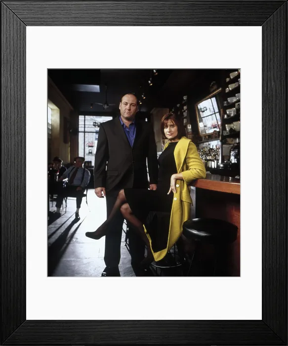 Framed Print : THE SOPRANOS, from left: James Gandolfini, Lorraine Bracco, (1999), 1999-2007