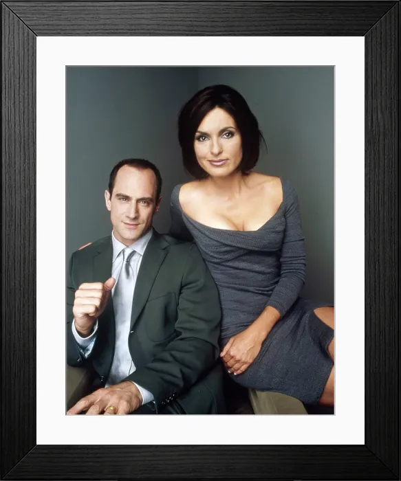 Framed Print : LAW & ORDER: SPECIAL VICTIMS UNIT, (aka LAW & ORDER: SVU), from left: Christopher Meloni, Mariska Hargitay, (1999), (1999-) Framed Print : LAW & ORDER: SPECIAL VICTIMS UNIT, (aka LAW & ORDER: SVU), from left: Christopher Meloni, Mariska Hargitay, (1999), (1999-)