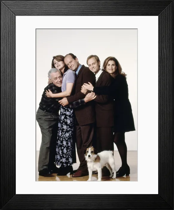Framed Print : FRASIER, from left: John Mahoney, Jane Leeves, Kelsey Grammer, David Hyde Pierce, Peri Gilpin, Eddie the Dog, cast shot, 1993-2004