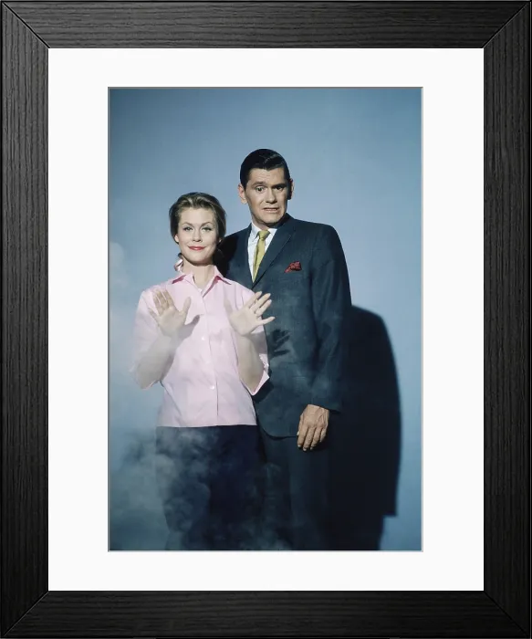Framed Print : BEWITCHED, from left: Elizabeth Montgomery, Dick York, (1965) 1964-1972