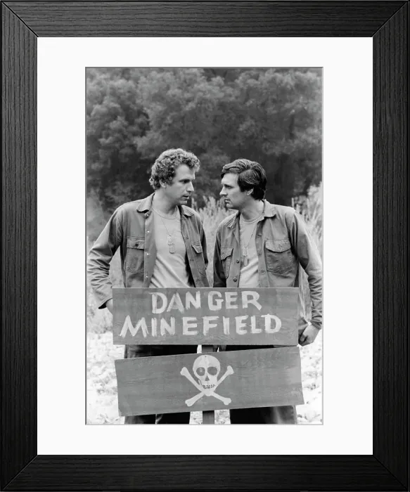Framed Print : MASH, (aka M*A*S*H*), from left: Wayne Rogers, Alan Alda, 1972-1983
