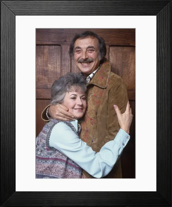 Framed Print : MAUDE, from left: Bea Arthur, William Macy, (1973), 1972-1978