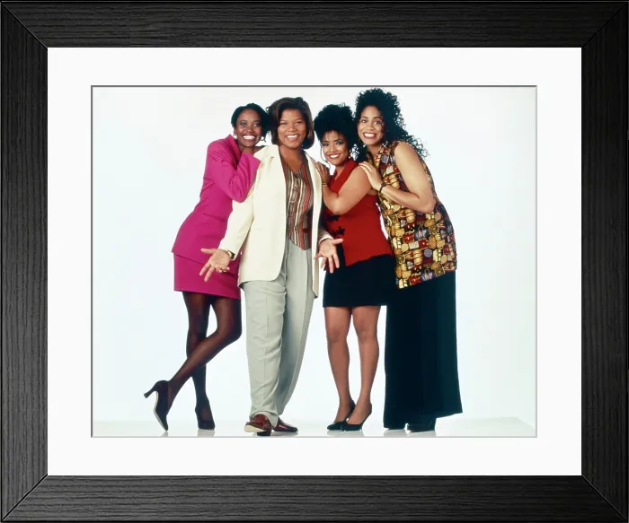 Framed Print : LIVING SINGLE, (aka MY GIRLS), from left: Erika Alexander, Queen Latifah, Kim Fields, Kim Coles, 1993-1998