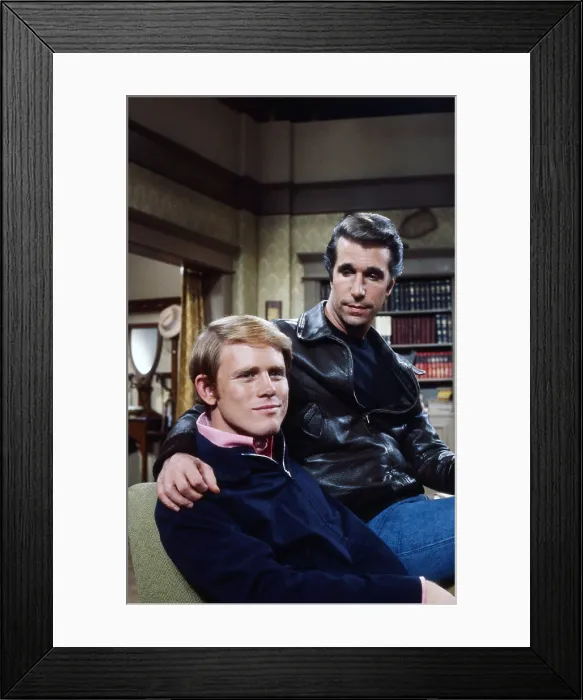 Framed Print : HAPPY DAYS, from left, Ron Howard, Henry Winkler, 1974-84