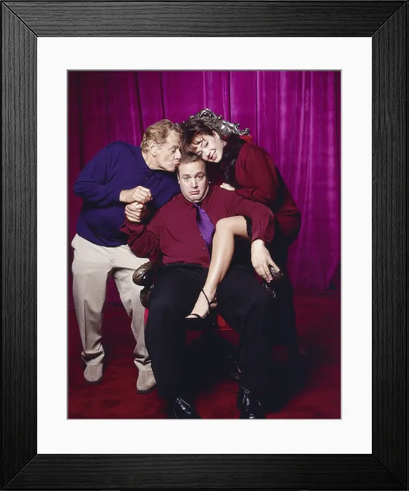 Framed Print : THE KING OF QUEENS, from left: Jerry Stiller, Kevin James, Leah Remini, 1998-2007. Steve Danelian Framed Print : THE KING OF QUEENS, from left: Jerry Stiller, Kevin James, Leah Remini, 1998-2007. Steve Danelian