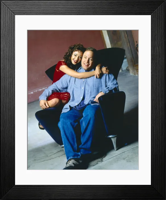 Framed Print : THE KING OF QUEENS, from left: Leah Remini, Kevin James, (Season 2), 1998-2007 Framed Print : THE KING OF QUEENS, from left: Leah Remini, Kevin James, (Season 2), 1998-2007