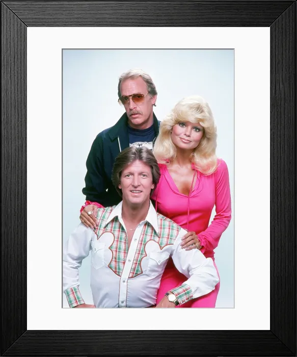 Framed Print : WKRP IN CINCINNATI, from bottom, up: Gary Sandy, Loni Anderson, Howard Hesseman, 1978-1982