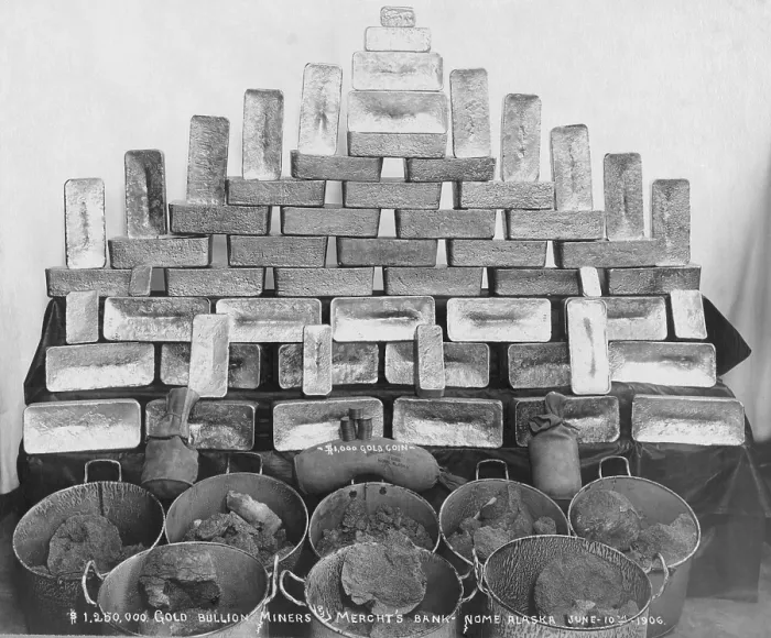 Framed Print : $1, 250, 000 in gold bullion at Miners and Merchants Bank in Nome Alaska, 1906. The Alaska Gold Rush increased U.S. reserves, allowing more money to circulate in the world economy