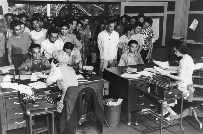 Framed Print : 110 Hawaiian men enlisting in a combat regiment of 1, 500 Americans of Japanese ancestry, March 1943