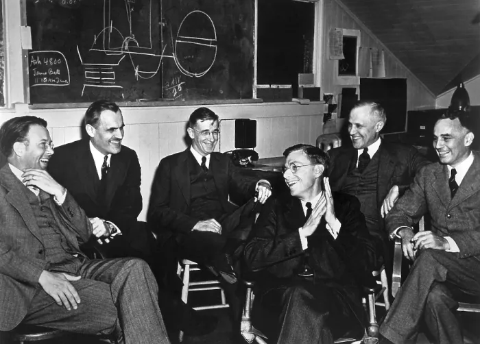 Framed Print : 1940 meeting of nuclear physicists at the Radiation Laboratory at the University of California