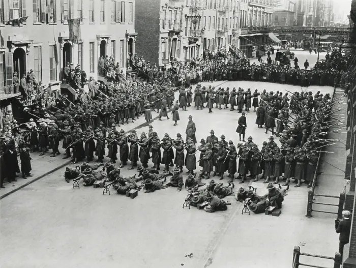 Framed Print : 2nd Battalion of the IX Coast Artillery Corps demonstrating the hollow square formation, March 1918 Framed Print : 2nd Battalion of the IX Coast Artillery Corps demonstrating the hollow square formation, March 1918