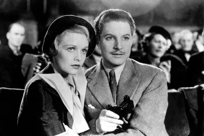 Framed Print : THE 39 STEPS, Madeleine Carroll, Robert Donat, 1935 Framed Print : THE 39 STEPS, Madeleine Carroll, Robert Donat, 1935