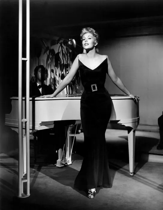 Framed Print : 5 AGAINST THE HOUSE, (aka FIVE AGAINST THE HOUSE), Kim Novak, 1955 Framed Print : 5 AGAINST THE HOUSE, (aka FIVE AGAINST THE HOUSE), Kim Novak, 1955