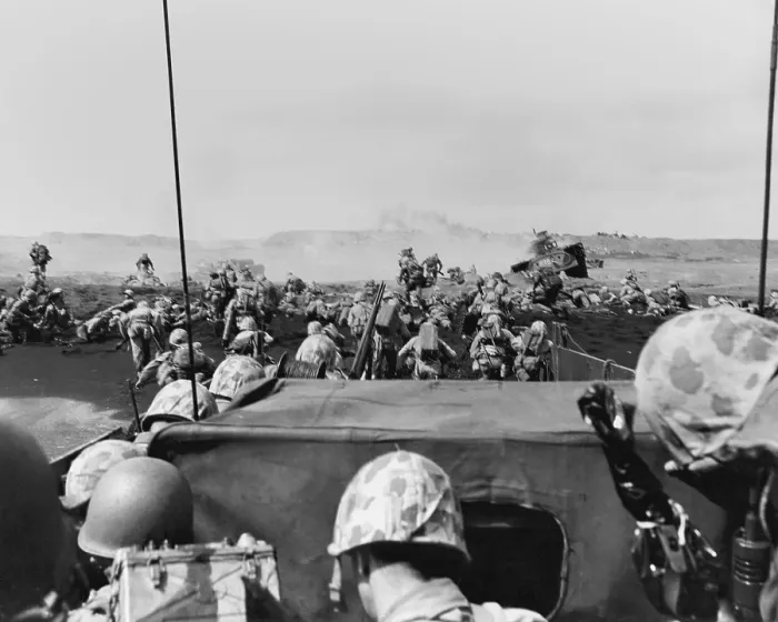 Framed Print : 5th Division Marines landing on Iwo Jima photographed from an approaching landing craft. Feb. 19, 1945. World War 2. (BSLOC_2013_13_51)