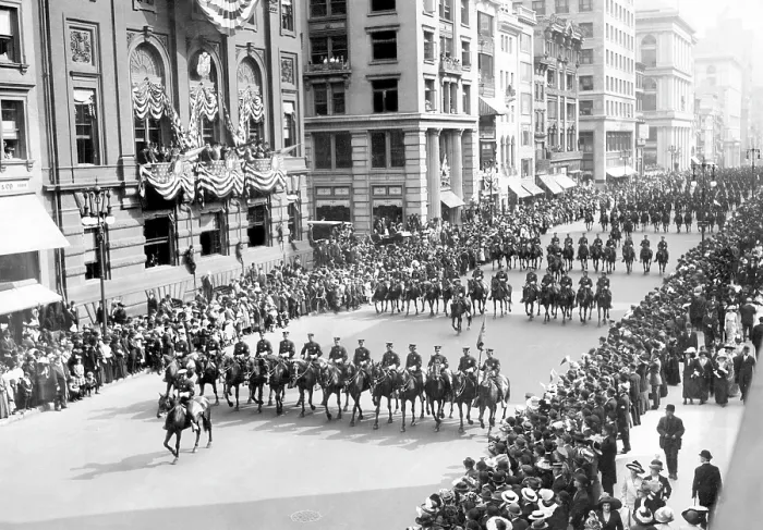 Framed Print : Over 6, 000 people marching down Fifth Avenue in the annual parade to honor New York Police Officers, May 20, 1912.. Courtesy: CSU Archives  /  Everett Collection