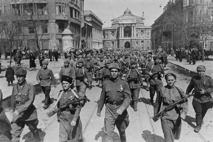 Framed Print : 62nd Stalingrad Army parades in Odessa, Ukraine. The Germans abandoned Odessa in eastern Ukraine in Oct. 1944 during World War 2. Photo by Georgii Zelma. (BSLOC_2013-12_38) Framed Print : 62nd Stalingrad Army parades in Odessa, Ukraine. The Germans abandoned Odessa in eastern Ukraine in Oct. 1944 during World War 2. Photo by Georgii Zelma. (BSLOC_2013-12_38)