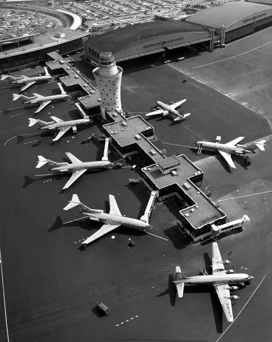 Framed Print : Six 727 American Airline Boeing Astrojets at LaGuardia Airport, New York, in 1965.. Courtesy: CSU Archives  /  Everett Collection