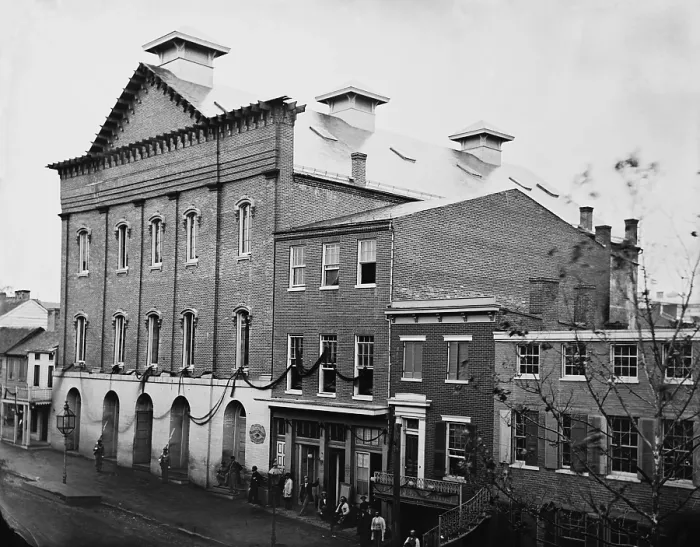 Framed Print : Abraham Lincoln's assassination took place in Ford's Theatre on April 14, 1865 Framed Print : Abraham Lincoln's assassination took place in Ford's Theatre on April 14, 1865