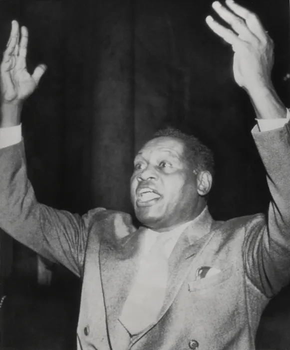 Framed Print : Actor and singer Paul Robeson testifying against the Mundt-Nixon Bill Communist Registration Bill Framed Print : Actor and singer Paul Robeson testifying against the Mundt-Nixon Bill Communist Registration Bill