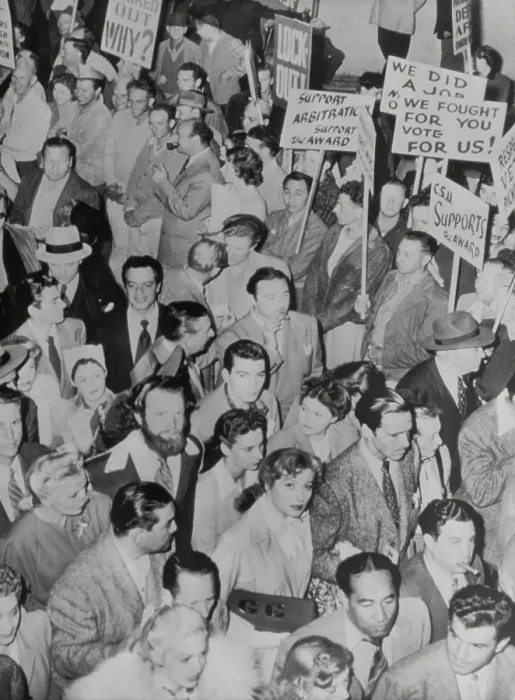 Framed Print : Actress Greer Garson joins strikers of the Conference of Studio Unions in Hollywood. July 10, 1946