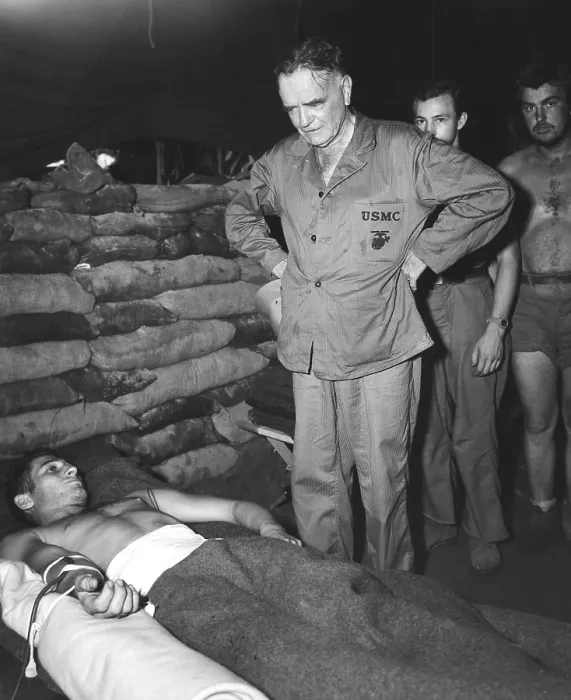 Framed Print : Admiral William Halsey visiting a sandbagged hospital dugout at Bougainville