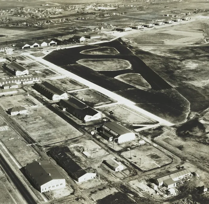 Framed Print : Aerial view of Roosevelt Field, Mineola, L.I. Sept. 1931 Framed Print : Aerial view of Roosevelt Field, Mineola, L.I. Sept. 1931