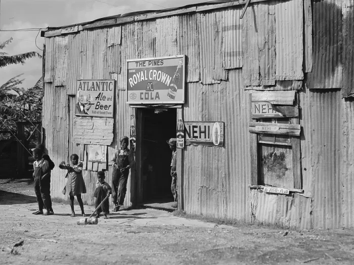 Framed Print : African American juke joint, original title: Negro migratory workers by a juke joint, by Marion Post Wolcott, Belle Glade, Florida, 1941