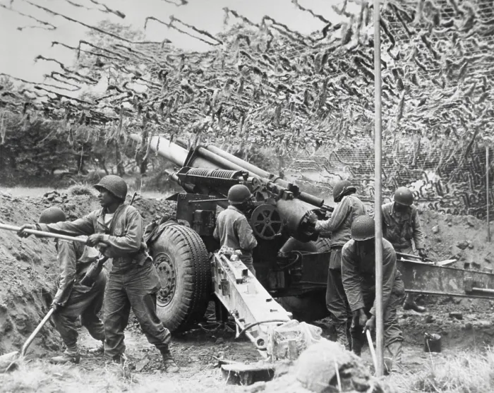 Framed Print : African American soldiers set up a 155mm howitzer field battery in France. They followed the advance of the infantry, June 28, 1944, during World War 2. (BSLOC_2013_14_237)