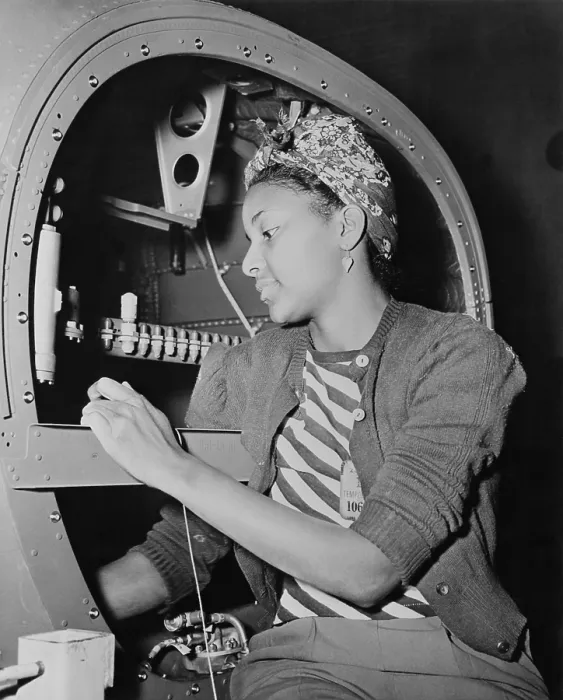 Framed Print : African American woman war worker at Douglas Aircraft Company. Long Beach Plant, California, during World War 2, ca. 1942-45. (BSLOC_2013_14_132)