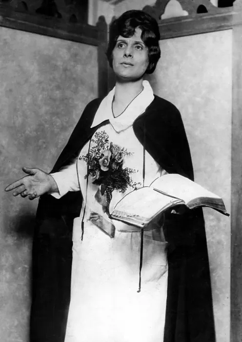 Framed Print : Aimee Semple McPherson, 09-21-26. Courtesy: CSU Archives / Everett Collection Framed Print : Aimee Semple McPherson, 09-21-26. Courtesy: CSU Archives / Everett Collection