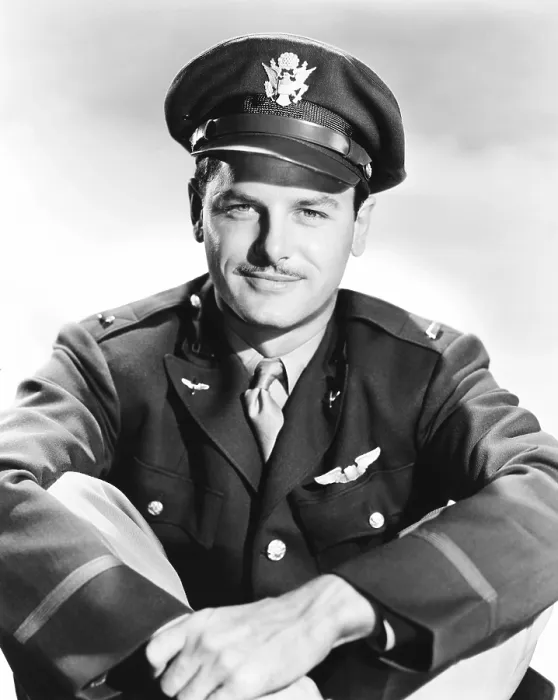 Framed Print : AIR FORCE, Gig Young, 1943
