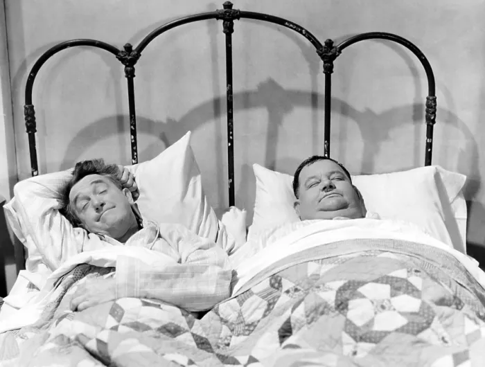Framed Print : AIR RAID WARDENS, Stan Laurel, Oliver Hardy (Laurel & Hardy), 1943