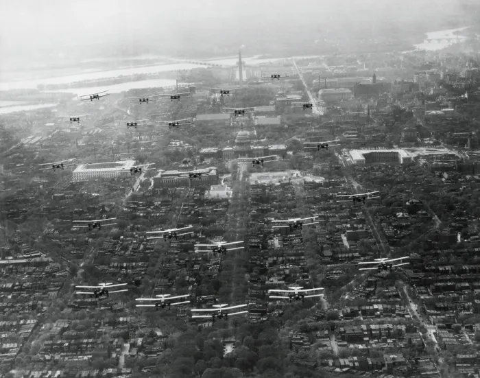 Framed Print : Airplanes of 2nd Bombardment Group in formation over Washington, D.C. April 23, 1931 Framed Print : Airplanes of 2nd Bombardment Group in formation over Washington, D.C. April 23, 1931
