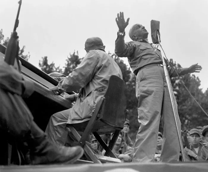 Framed Print : Al Jolson entertains U.S. troops at Pusan Stadium during his visit to the Korean front. Sept. 17, 1950. He made the trip at his own expense and died shortly after Oct