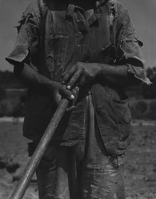 Framed Print : Alabama African American tenant farmer holding a hoe. Photo by Dorothea Lange, June 1936